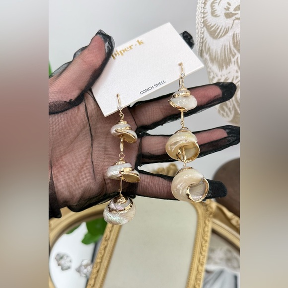 Piper-K Gold Conch Shell Statement Earrings – Coastal Luxe - Picture 4 of 9